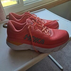 Women’s hoka size 9